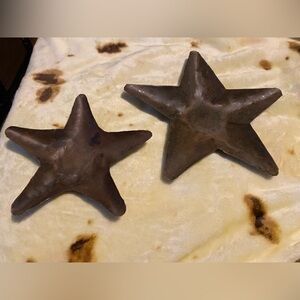 2 Rustic Star-Shaped Metal trinket dishes (c-1)